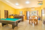 Casa Aqua vista vacation rental ranch percebu - kitchen and dining area